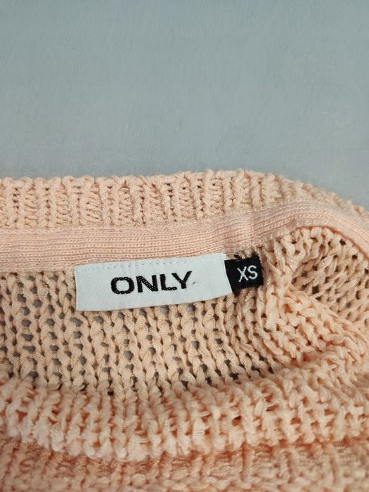 Only brzoskwiniowy luźny sweter damski rozm xs