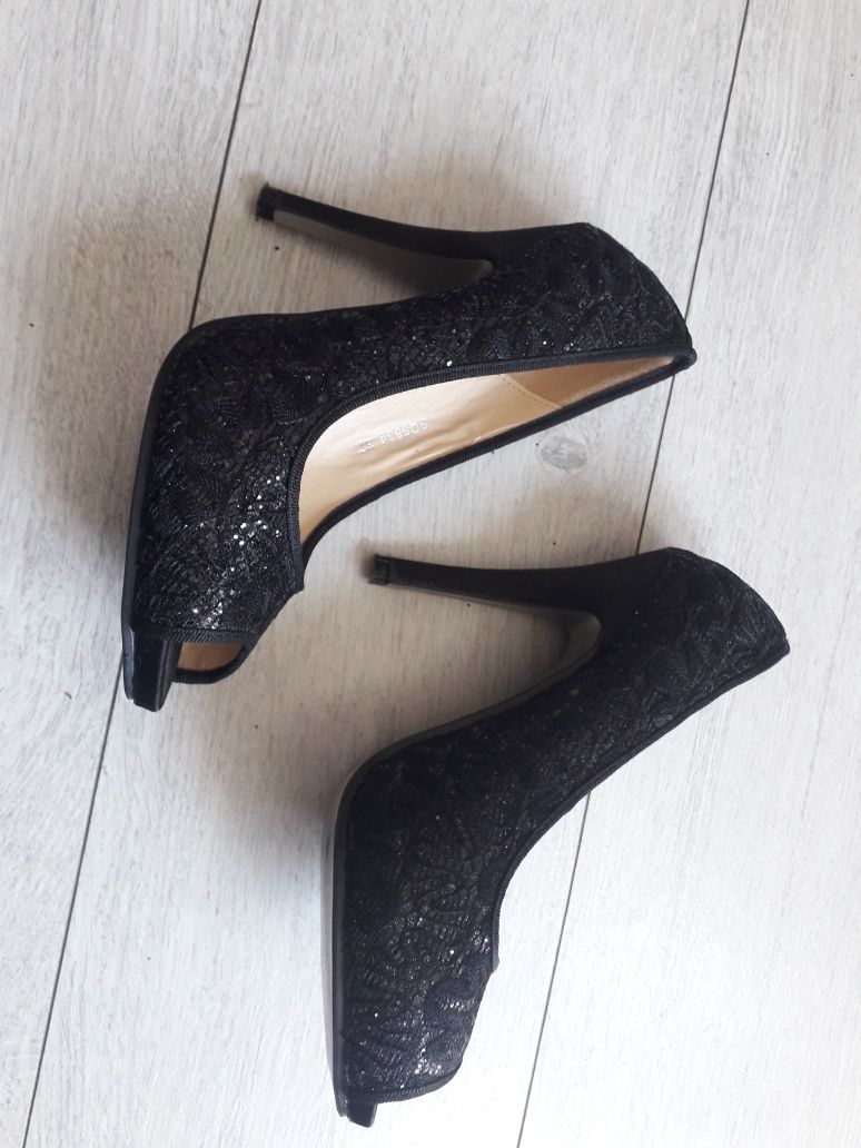 Szpilki czarne z odkrytym palcem peep toe 37 Axelia idealne