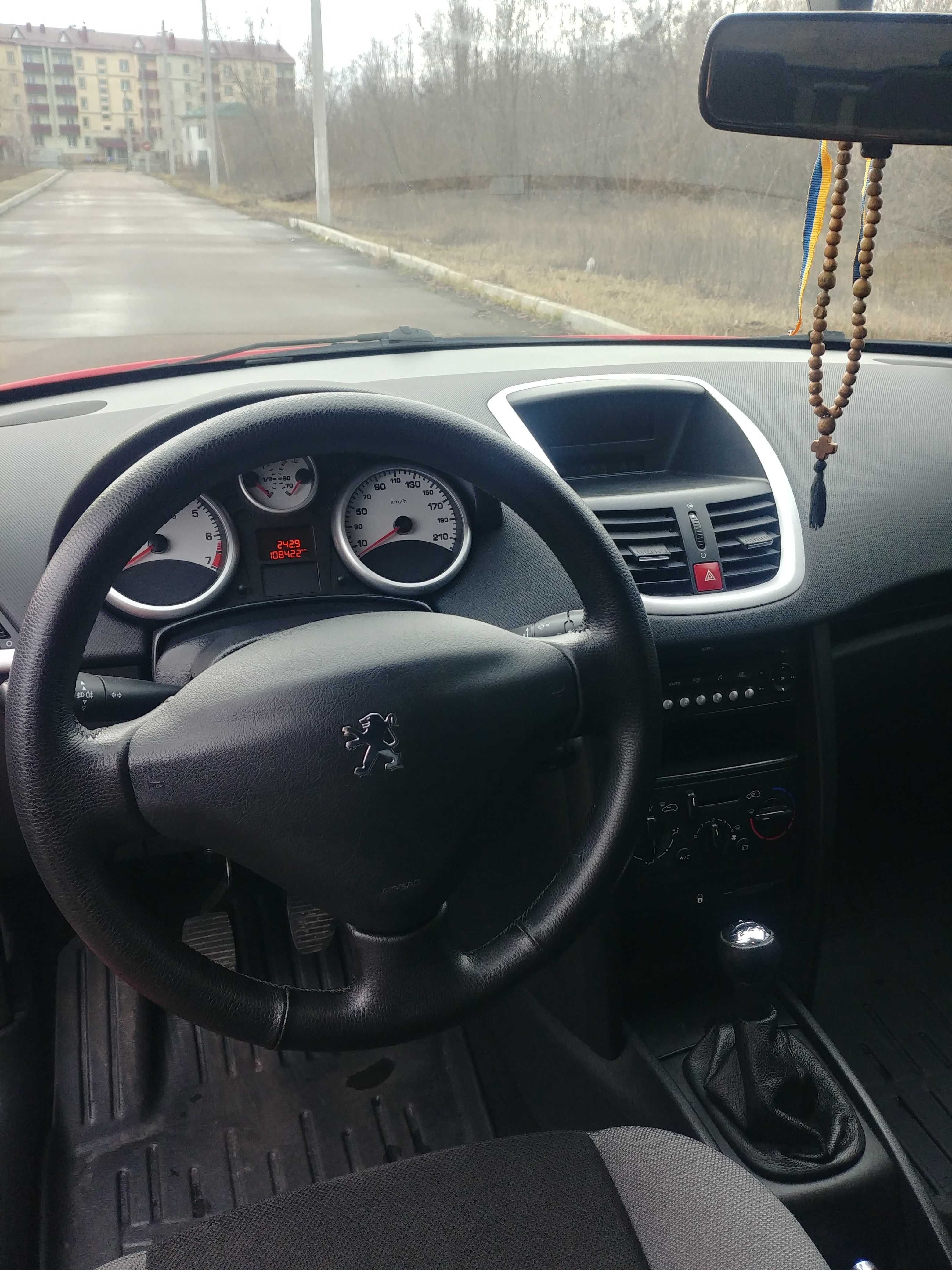 Peugeot 207 , 1.4