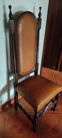 Cadeiras sala de jantar em madeira/couro