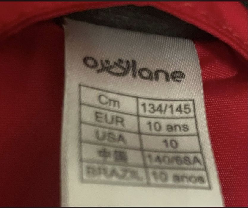 Roupa de neve usada apenas uma vez