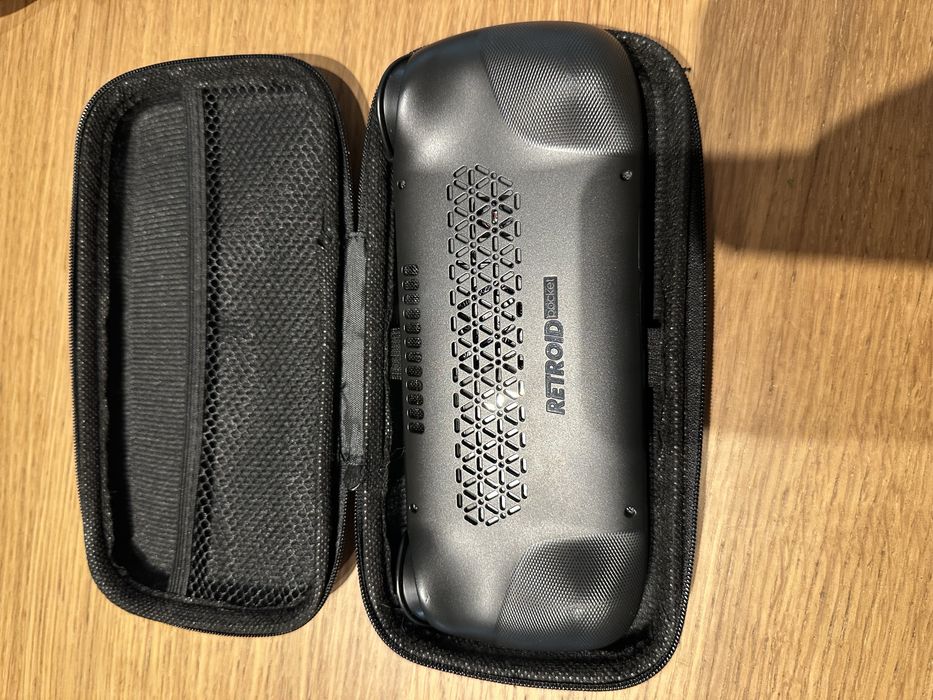 Retroid Pocket 5