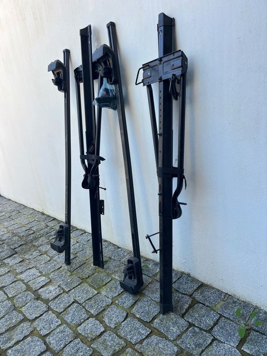 Barras de Tejadilho com Suportes de Bicicletas - Como Novo!