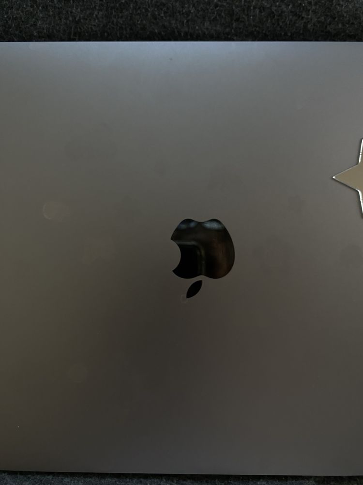 Macbook Pro 13”