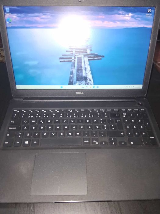 Computador portátil DELL 3500 i5