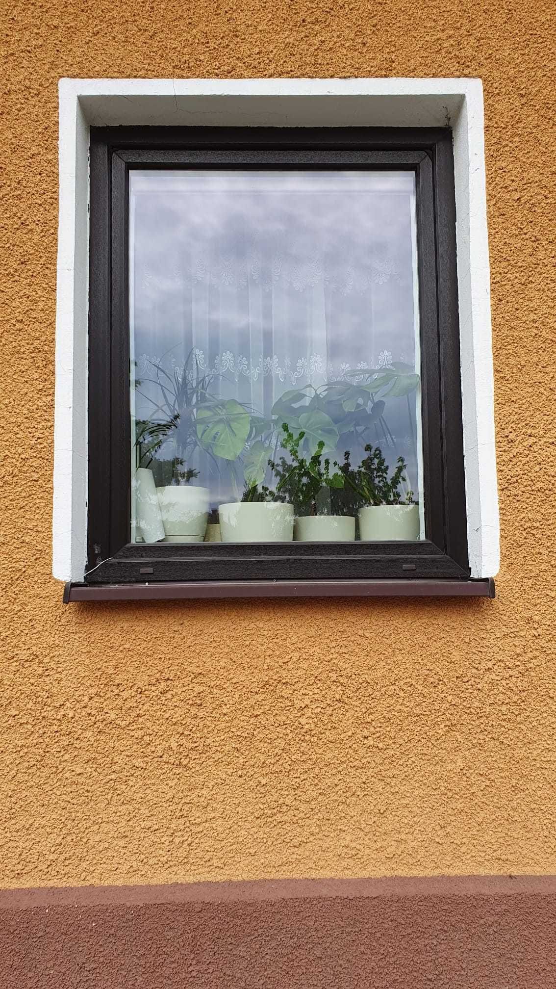 Okna z demontażu palisander/biel
