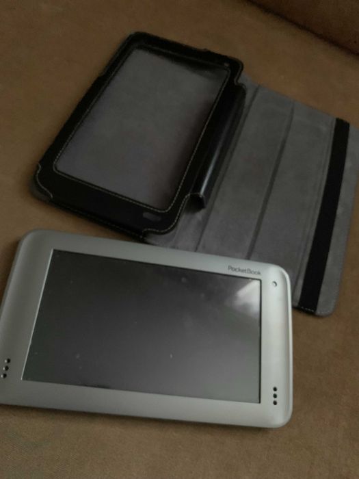 Планшет GoClever Quantum 700+ клавиатура с чехлом