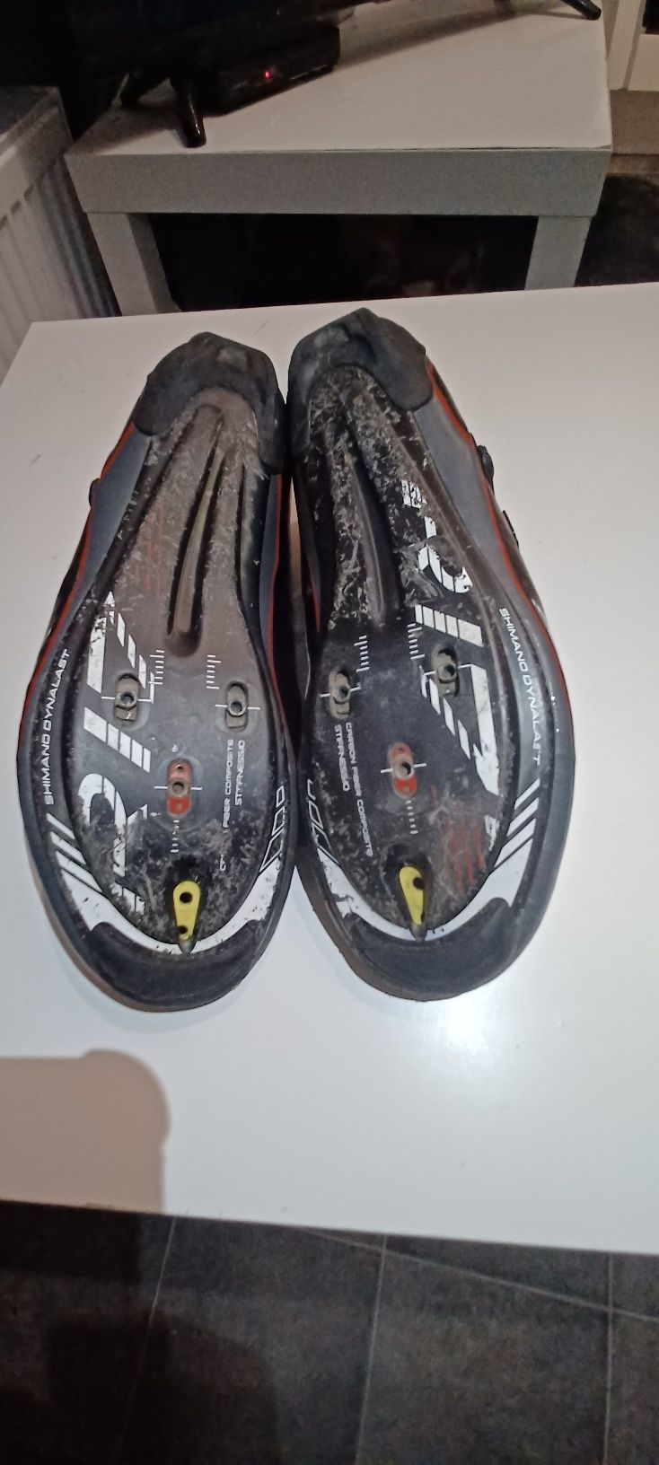 Karbonowe buty SPD szosowe Shimano R171 rozm 43