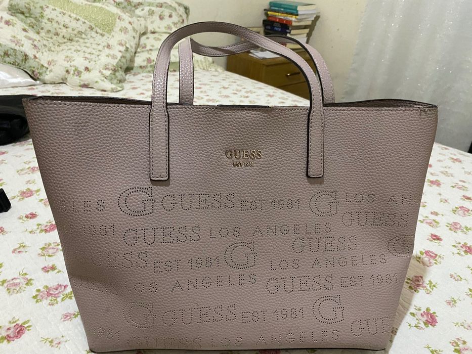 Mala grande Guess