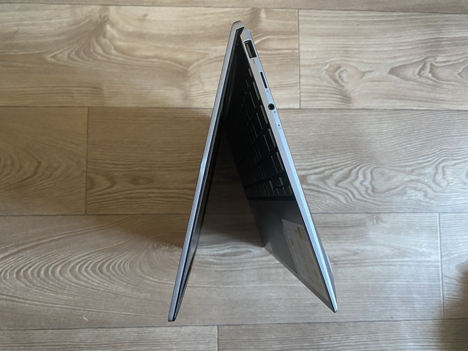 Asus Zenbook 14 UX425ug | ryzen 5 5500u | mx450 | 8gb | 256gb m2 | FHD