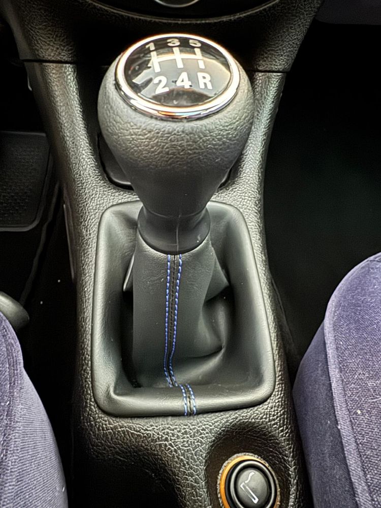 Peugeot 206 Black & Silver