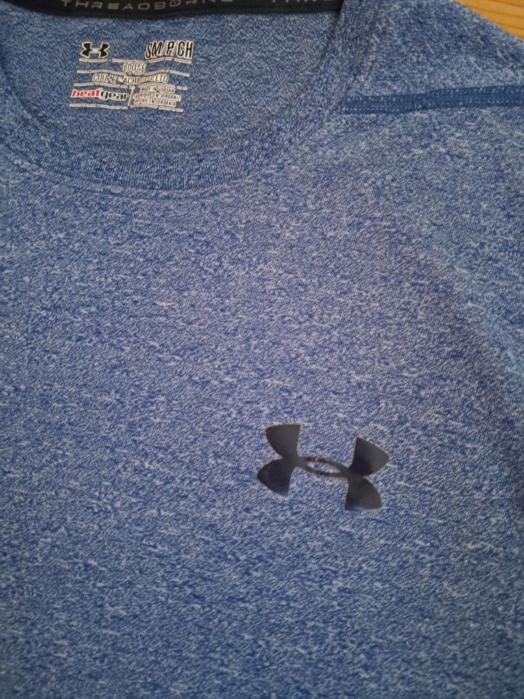 Koszulka Under Armour jak nowa