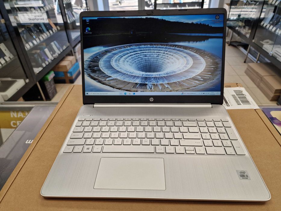 HP 15s fq1102nw/ i3-1005G1/ 16GB/ 256GB/ 15.6" FHD/ W10/ Grade A