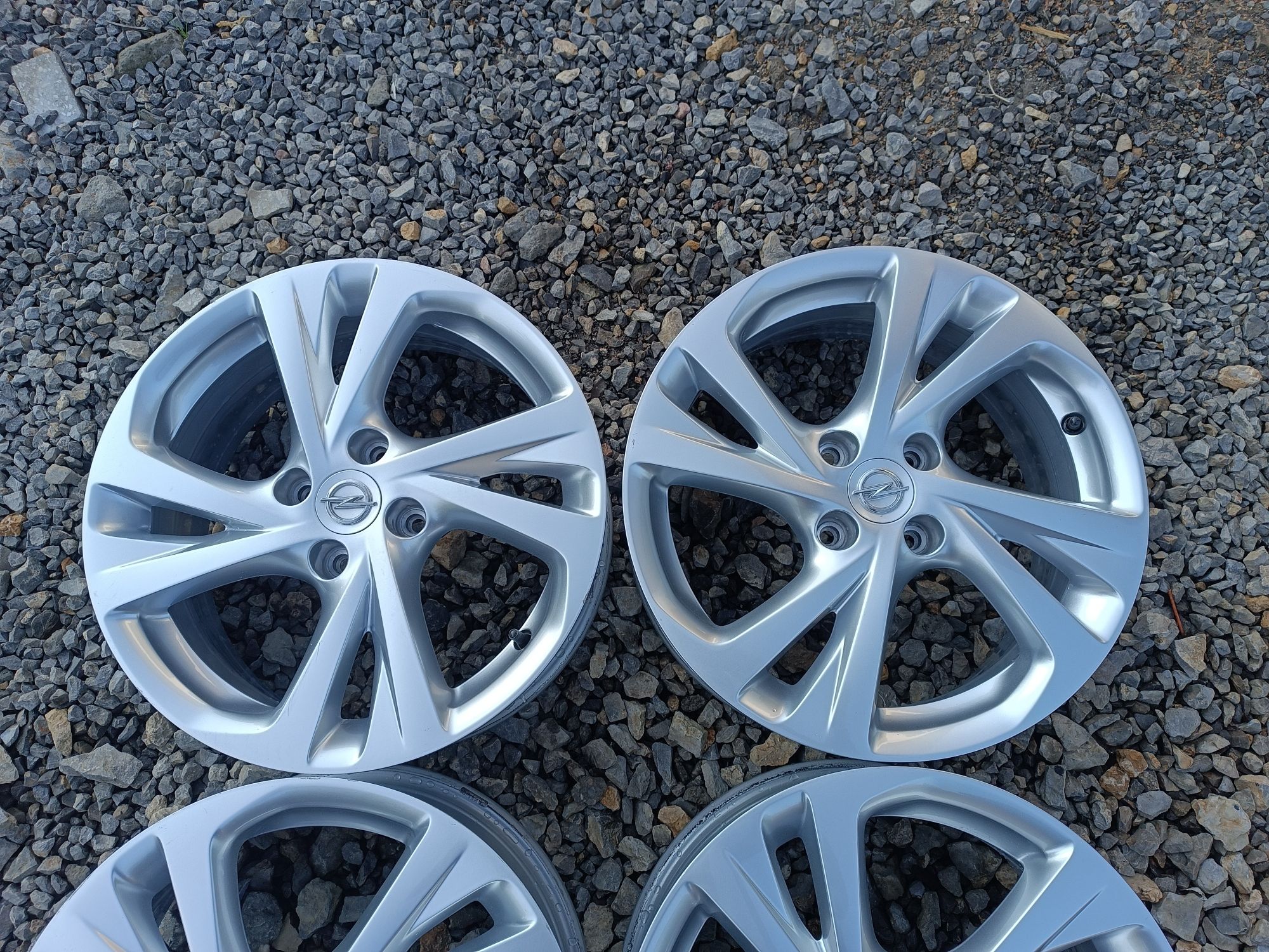 17 Alufelgi Opel Corsa F Peugeot 208 II 4x108