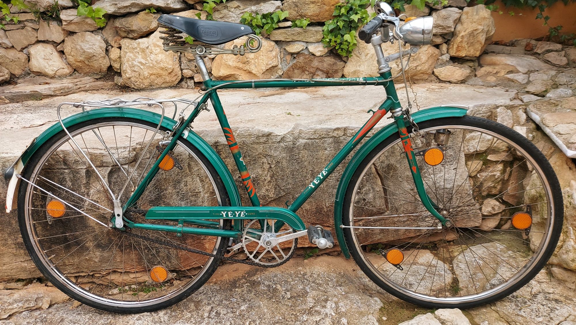 Bicicleta Clássica Yé Yé Luxo  Toda de origem