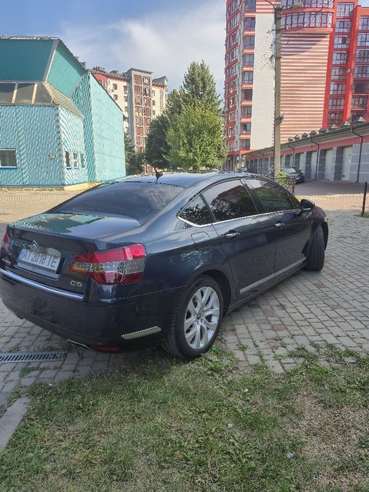 Сітроен С5 2.2 дизель автомат 2011рік