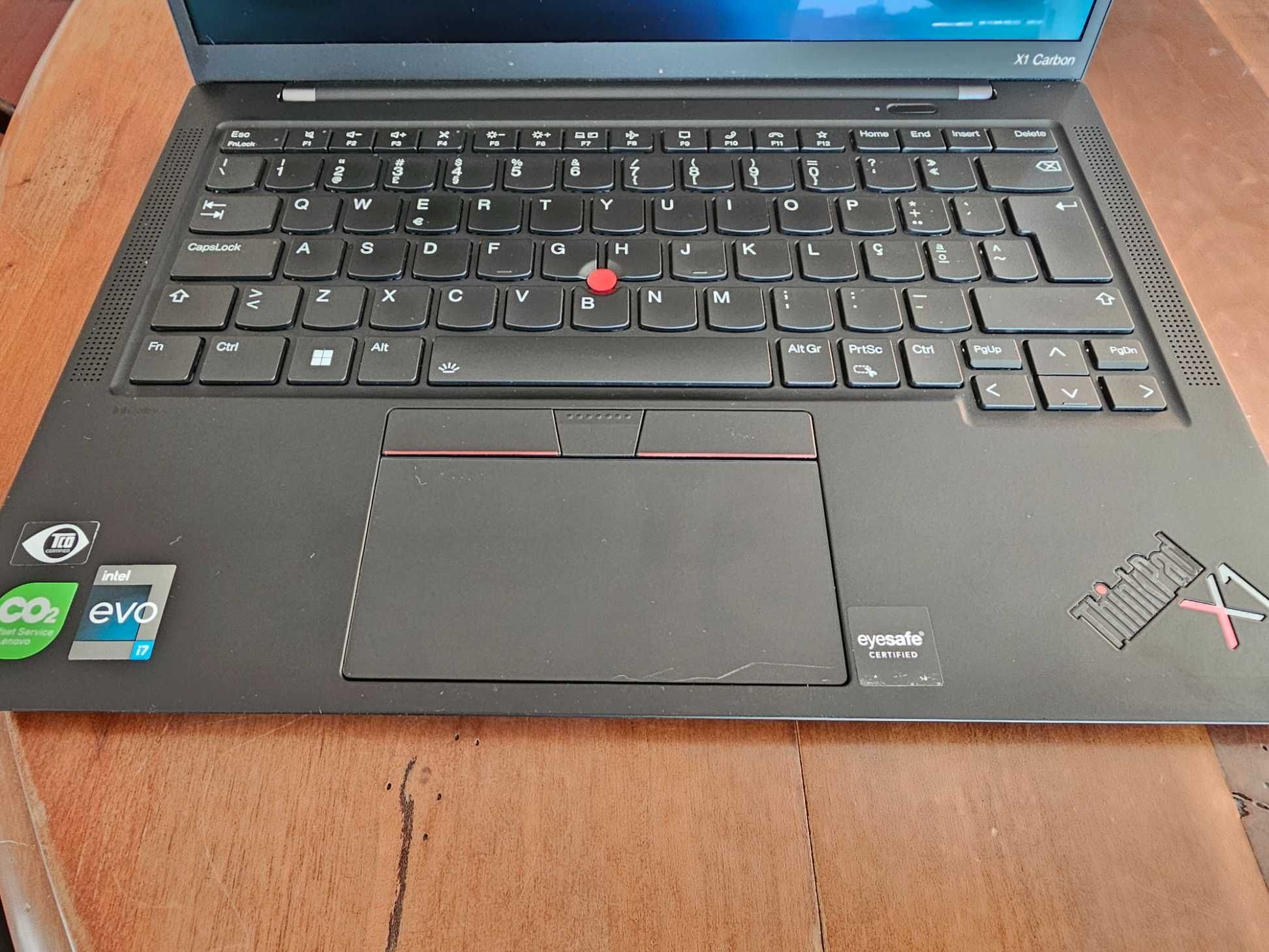 Lenovo | ThinkPad X1 Carbon Gen10