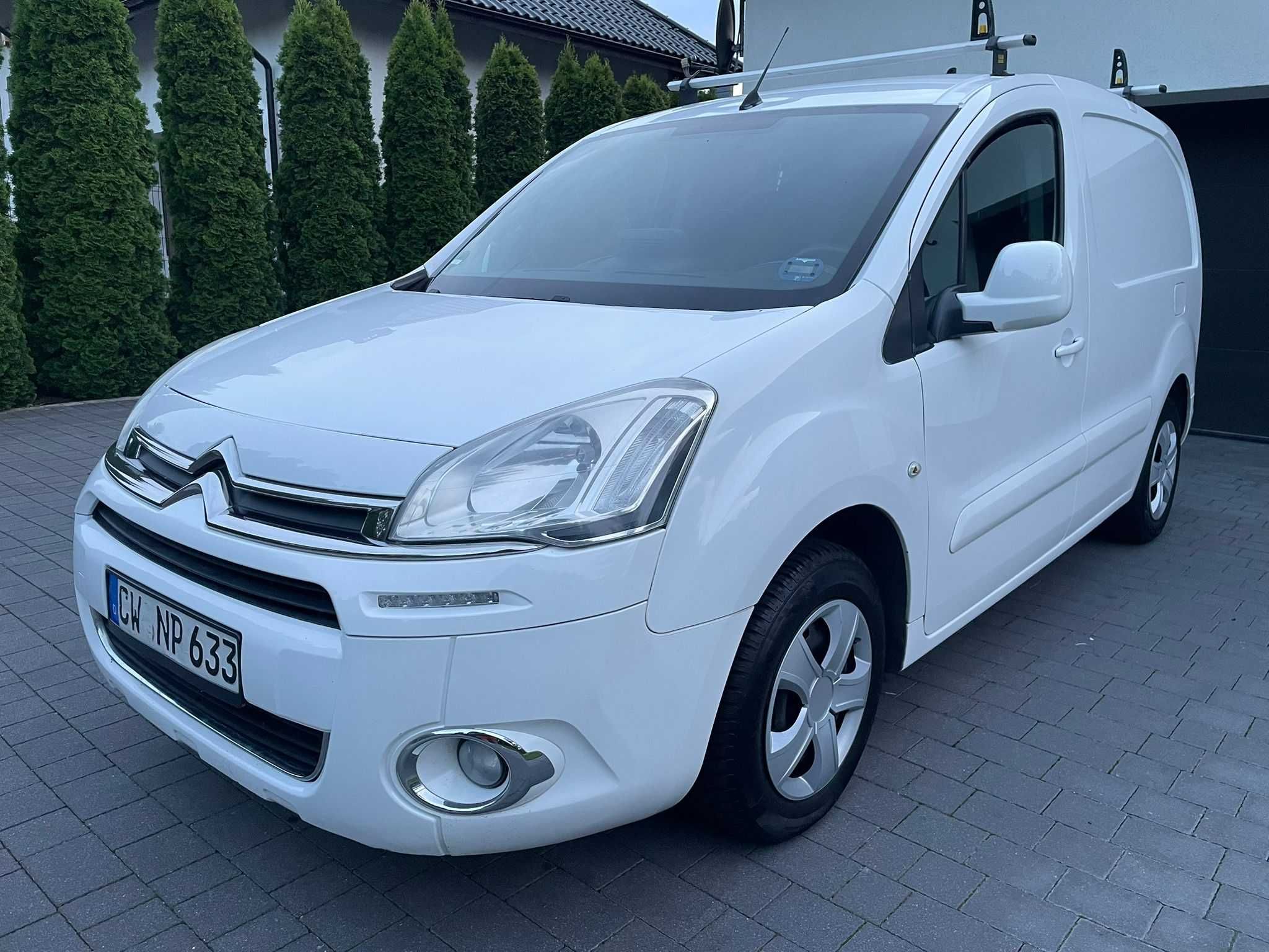 Citroen Berlingo Niveau B L1 - 3 os.- Automat- Klima- Navi- BDB Stan!