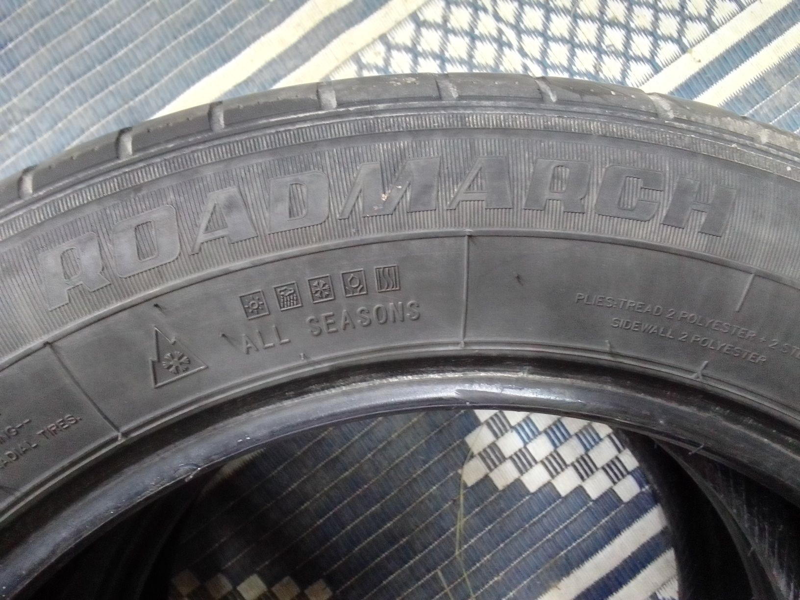 2 Opony wielosezonowe 215/60r17C ROADMARCH 2021r 6mm