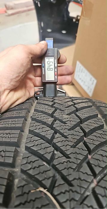 1x Semperit Speed-Grip 3  215/55 r16