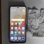 Telefon Xiaomi Redmi 12 pamięć 128 GB telefon ma jeszcze  rok gwarancj