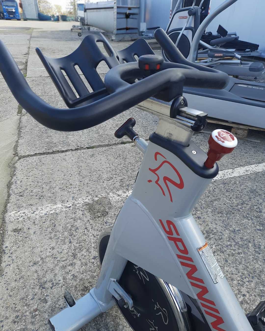 Rower spinningowy stacjonarny Star Trac NXT