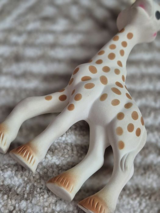 Жирафа Софі гризунець