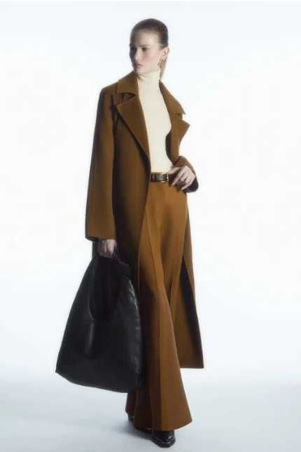 стильні розкльошені брюки cos