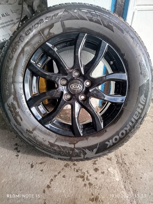 Koła Alu Kia Cee'd Venga 6,5Jx16(5x114,3,ET42)+Opony Hankook 215/70/16