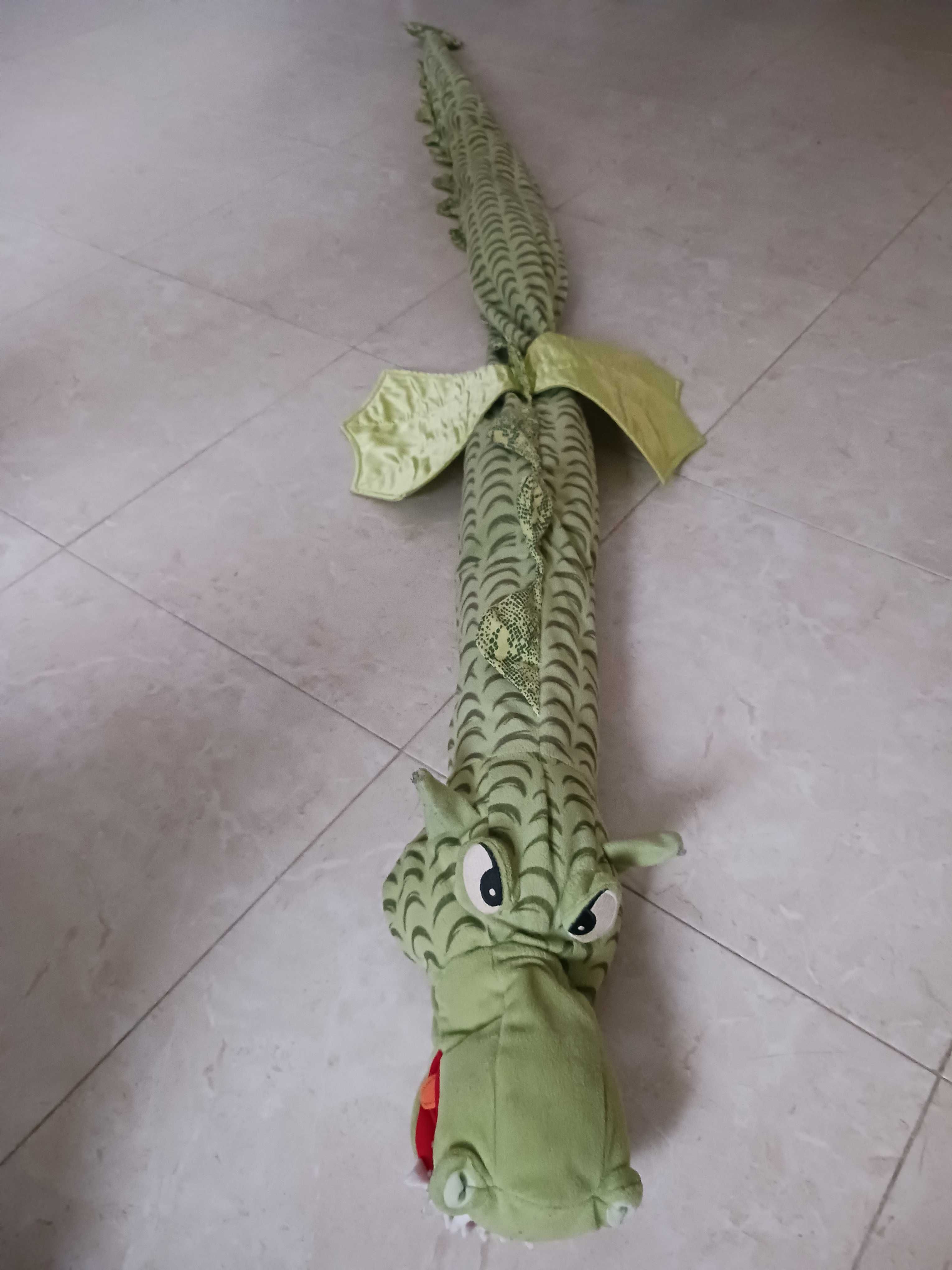 Dragão de Peluche (1,9 m)