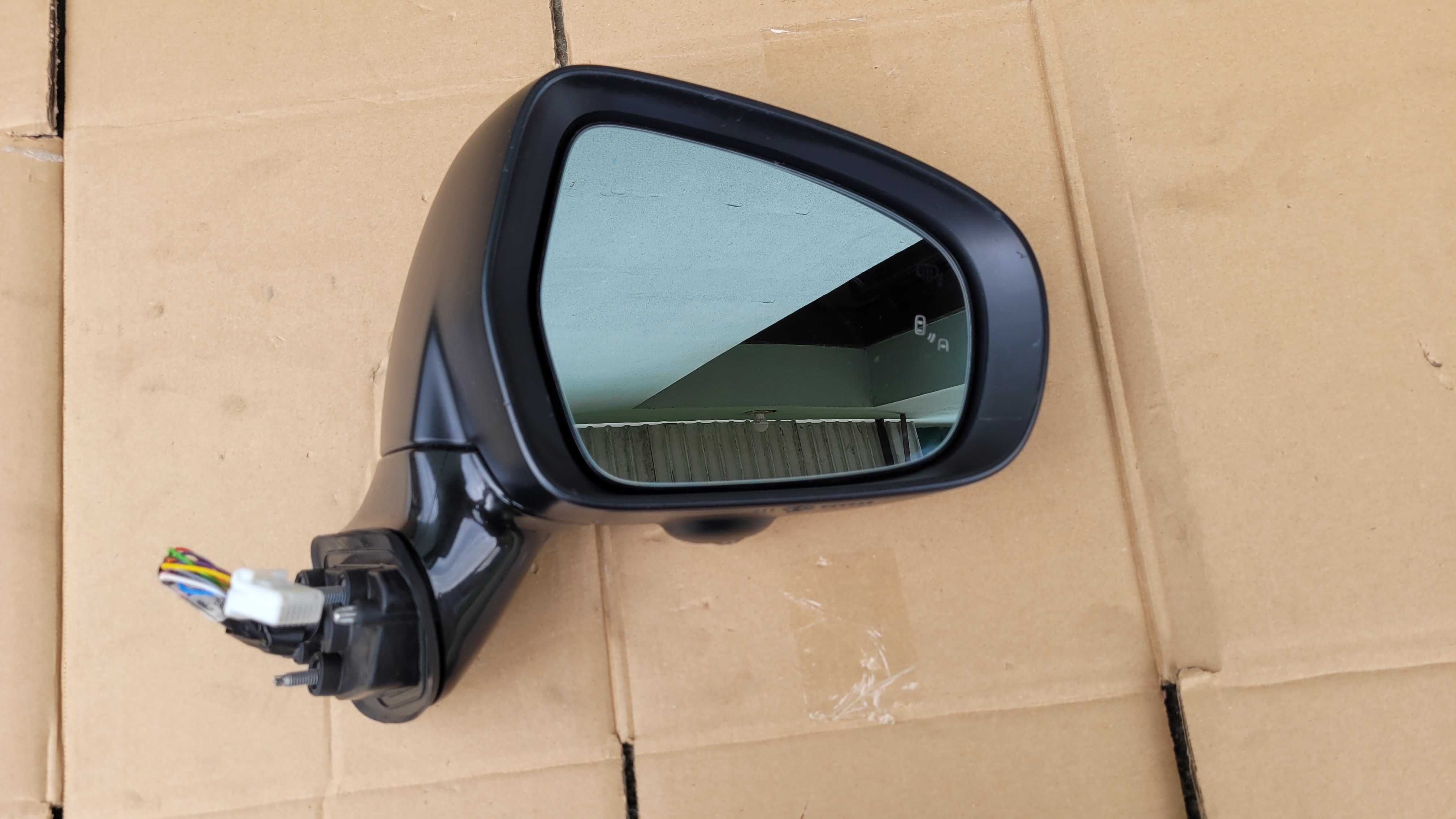 Lusterko PRAWE Suzuki SX4 SX 4 S-Cross 13 PIN 2022- KAMERA Asystent EU