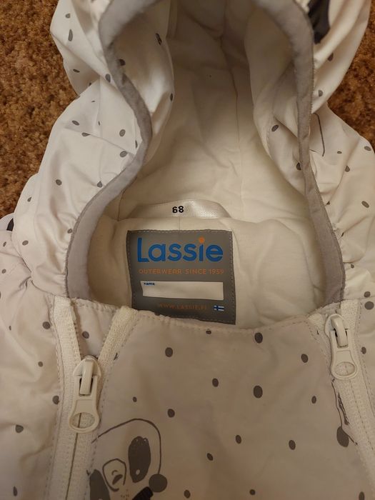 Продам зимовий комбінезон Lassie