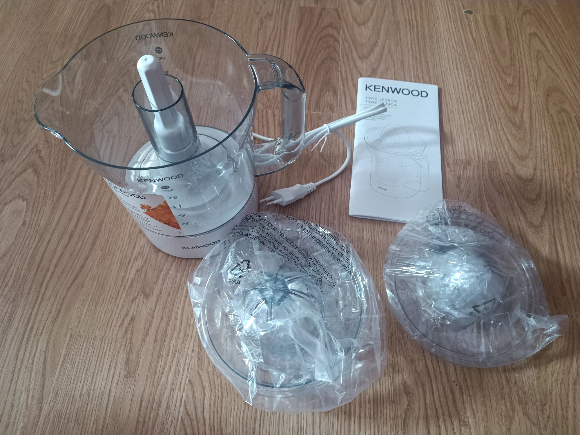 Nowa wyciskarka do cytrusów firmy Kenwood JE280A