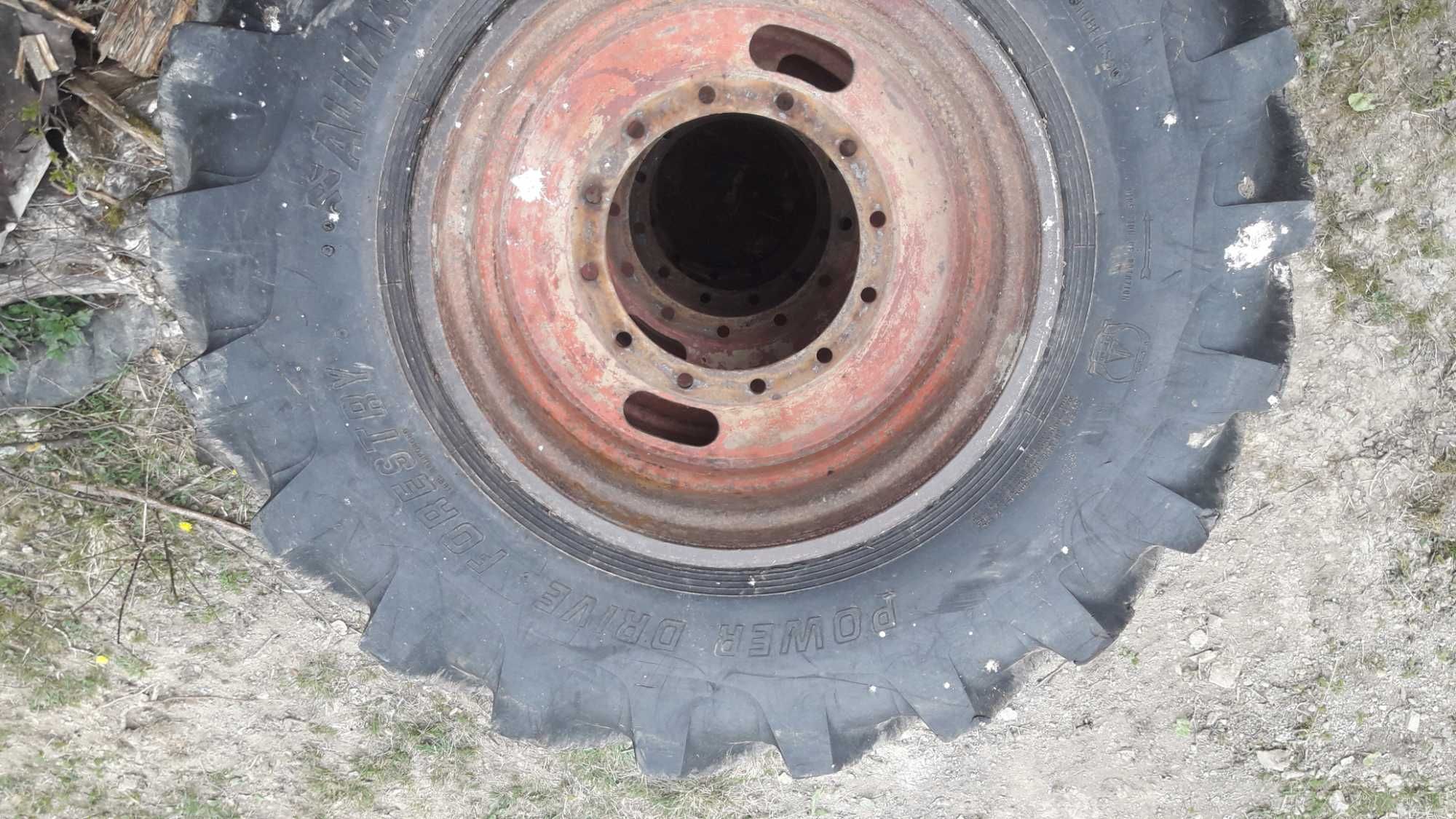 Koła 18.4-30 Alliance leśne Kockums LKT Skidder Skider Ciągnik leśny