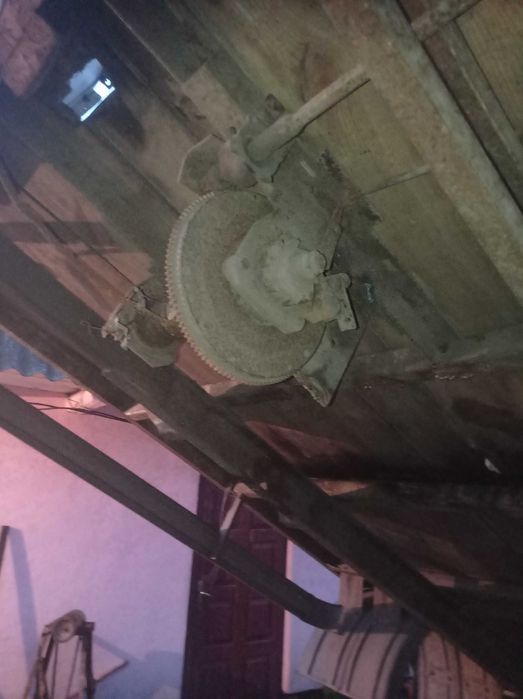 Мерседес 410 .2.9 самоскид евакуатор.