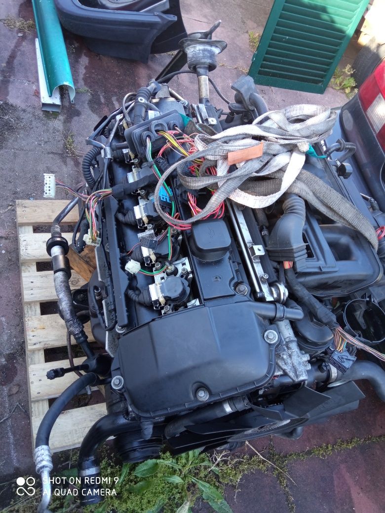 Motor BMW 520i m52b20