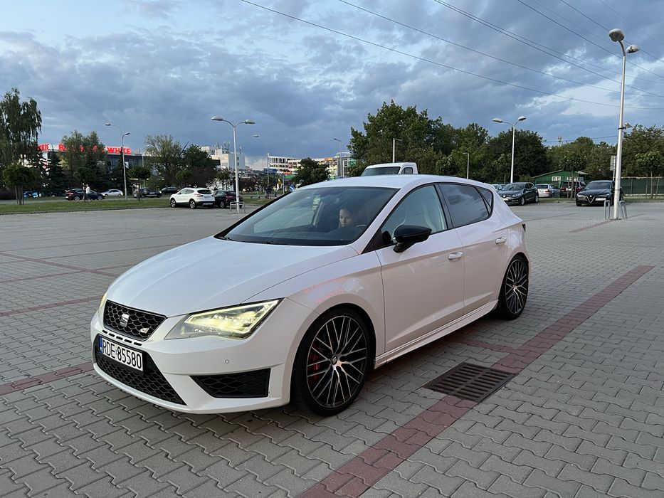 Seat Leon CUPRA 290km bezwypadkowy PPF salon PL kubły ZADBANY CARPLAY