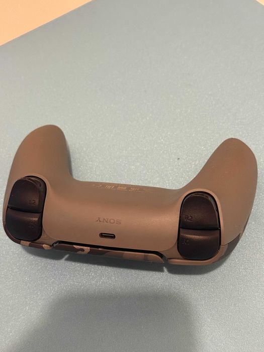 Pad DualSense do PlayStation 5 – stan idealny!
