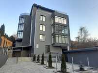Продаж квартири в клубному будинку. Басейн, тераси. Тихо. Парк.