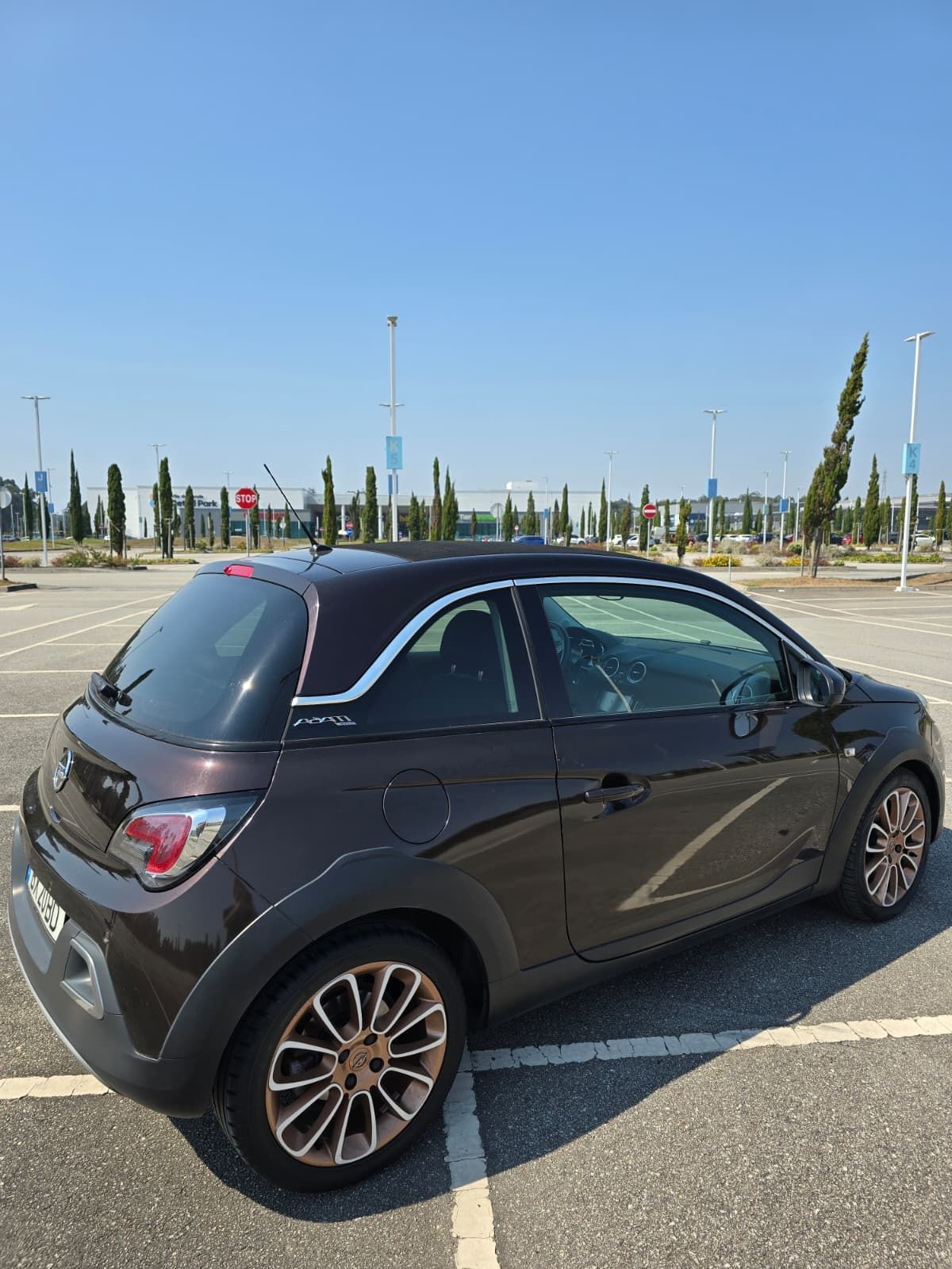 Opel Adam Rocks 2015
