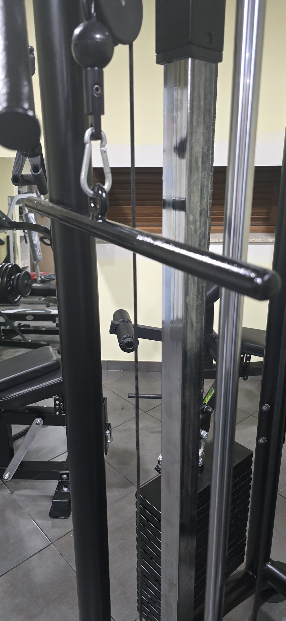 Barra para triceps e biceps