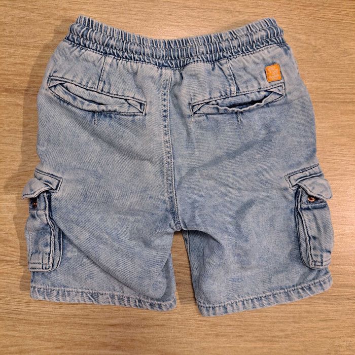 Krótkie spodenki chłopięce Zara plus czapka Minecraft gratis