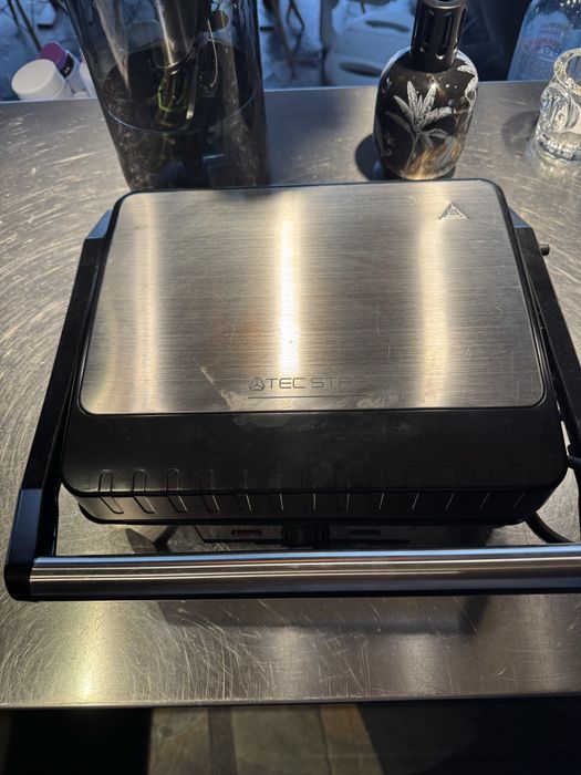 Електричный гриль