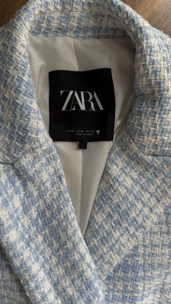 Костюм твидовый Zara