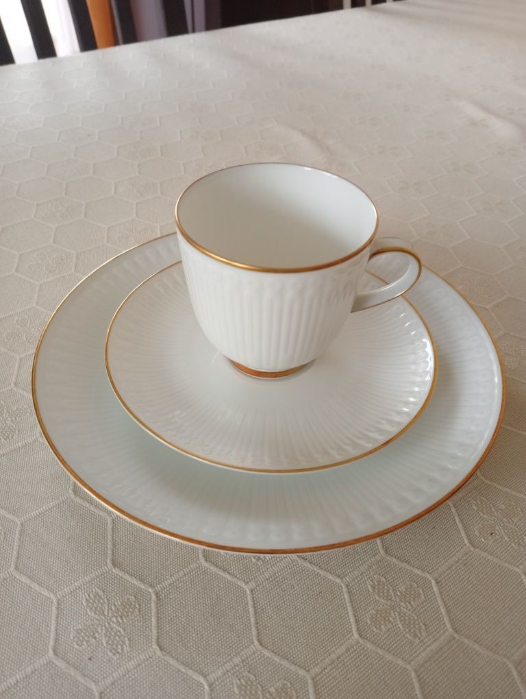 Zestaw obiadowy kawowy porcelana