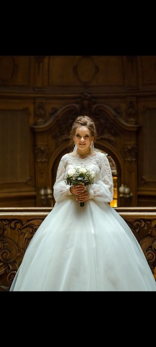 Весільна сукня 42-44