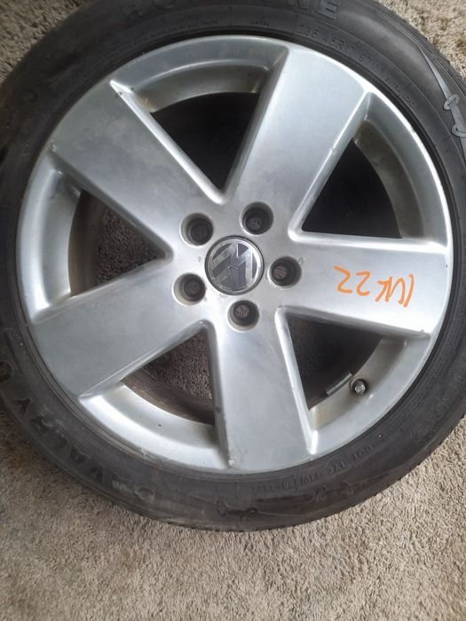 Диск Volkswagen OEM 3C0601025E 7,5x17 5x112 ET47 DIA57,1 Б/У