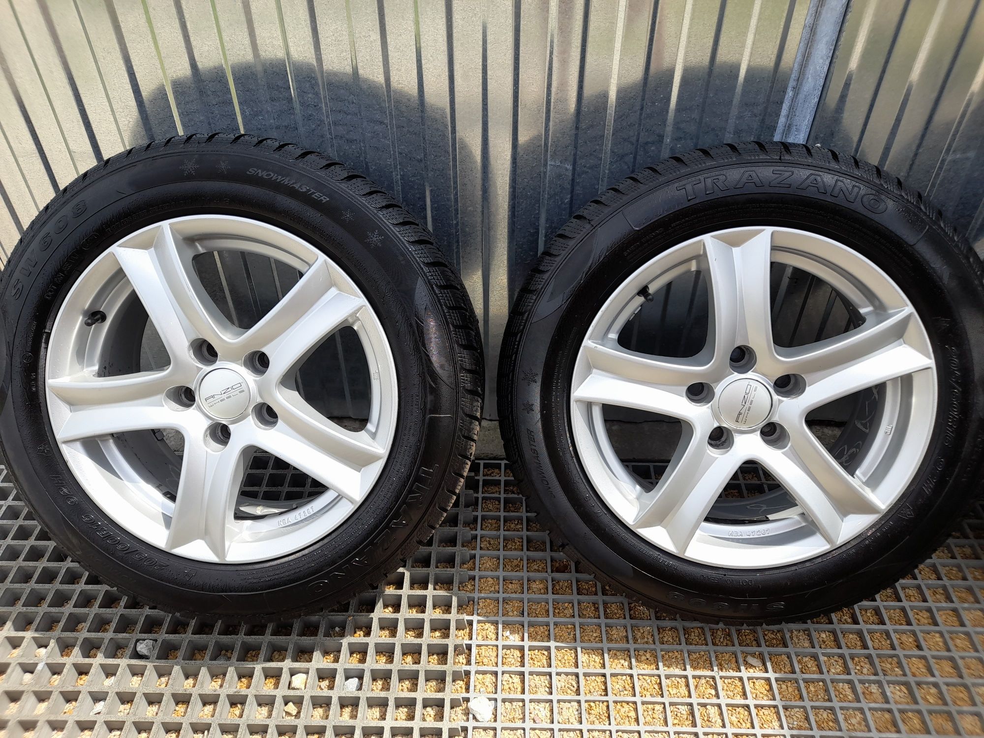 5x114,3  Z oponami