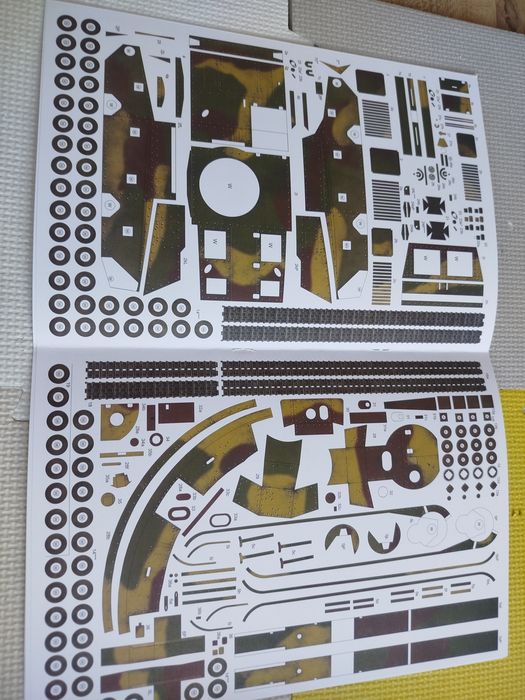 Model kartonowy Fiat 125p, Jelcz 315, czołg 7tp