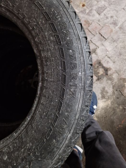 225 75 17 Nokian